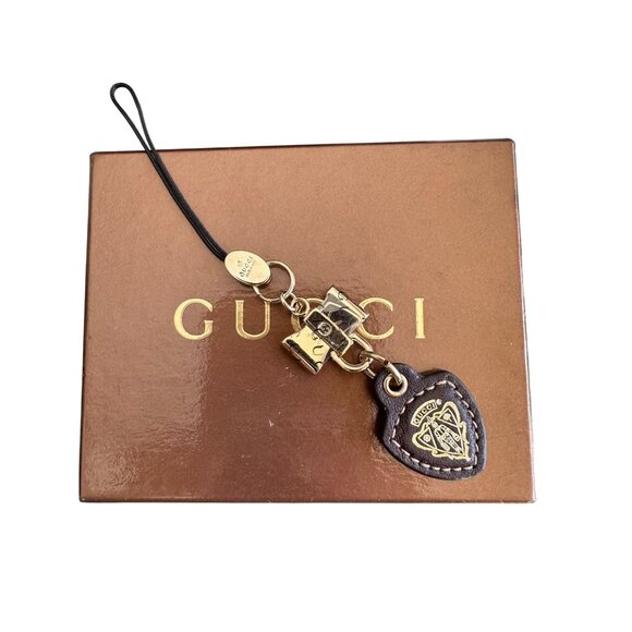 Gucci Leather & Gold Keychain Charm With Pouch - Picture 2 of 10